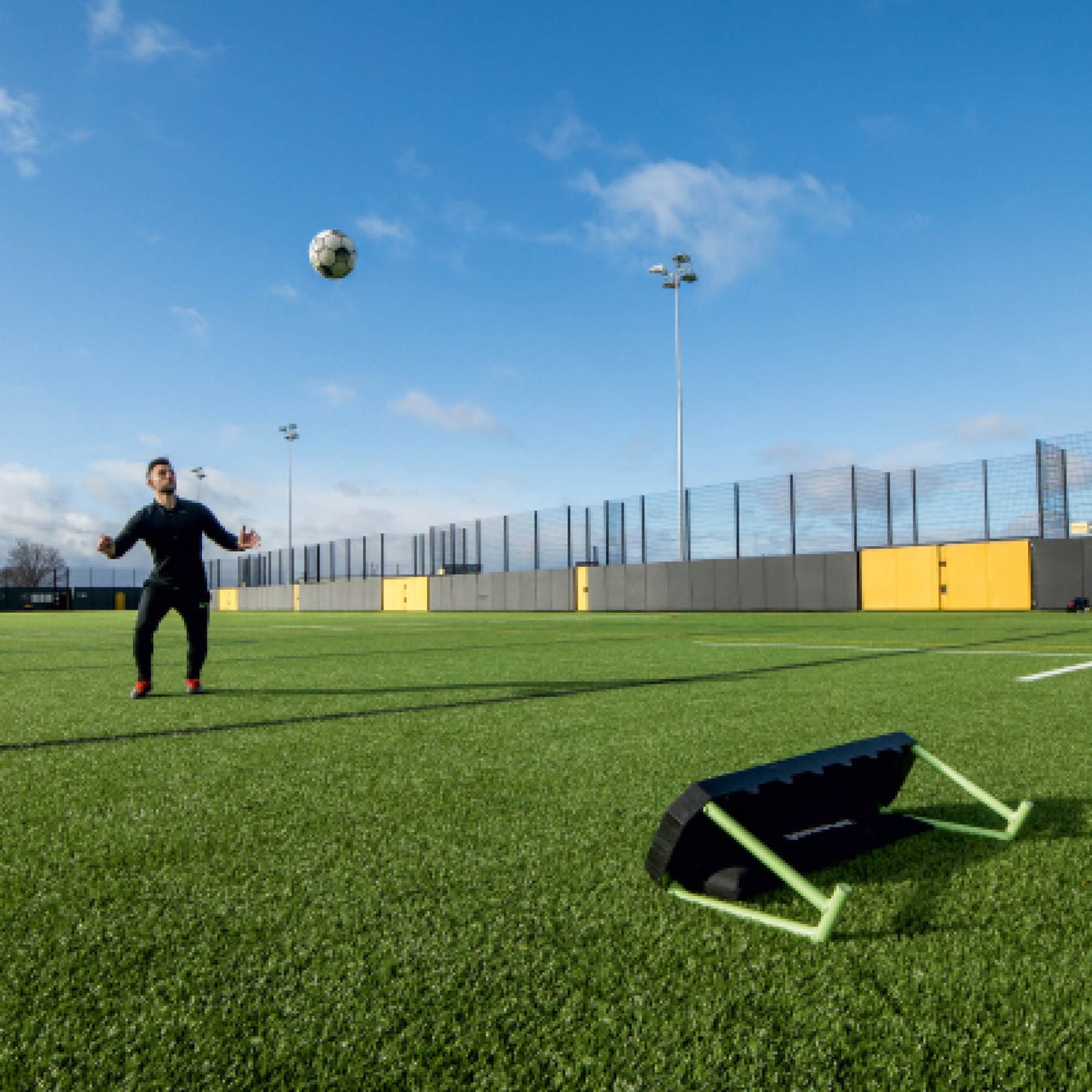 Pannello di rimbalzo da calcio REPLAY Station